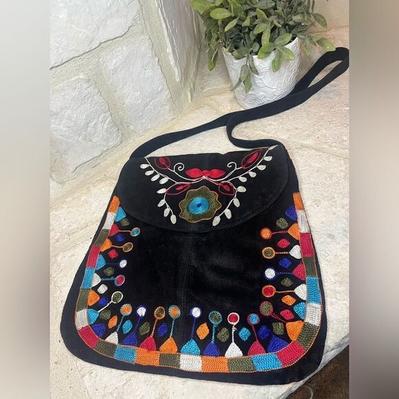 Embroidered (colorful) Bohemian hobo crossbody leather bag - Picture 1 of 8